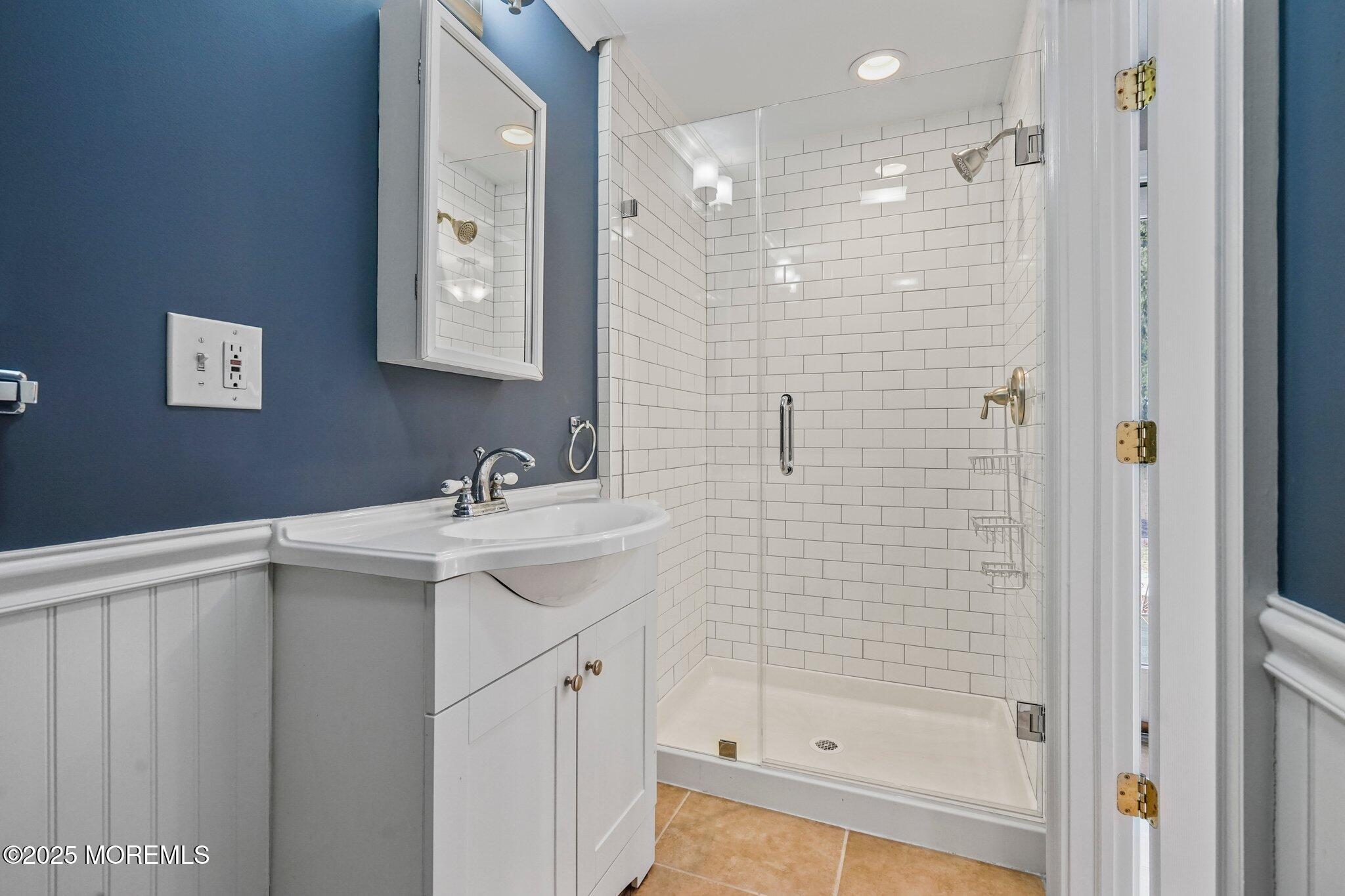 328 Main Street Matawan, NJ 07747 - Photo 10 of 23 1st fl. Bath