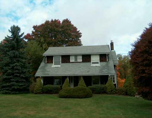 3606 Ridge Road Natrona Heights, PA 15065 - Photo 1 of 8 Exterior Front.