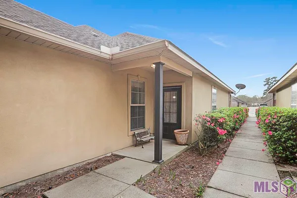 $218,000 | 9124 Old Hammond Highway, Unit 7, Baton Rouge, LA 70809