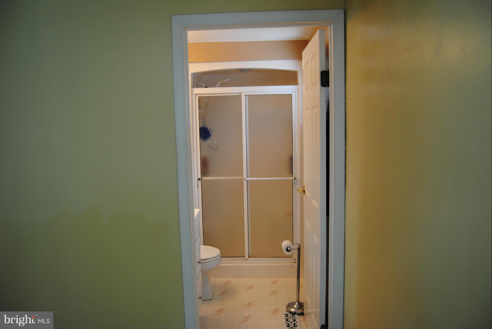 36 Boxthorn Road Abingdon, MD 21009 - Photo 16 of 22 Bath (Master)