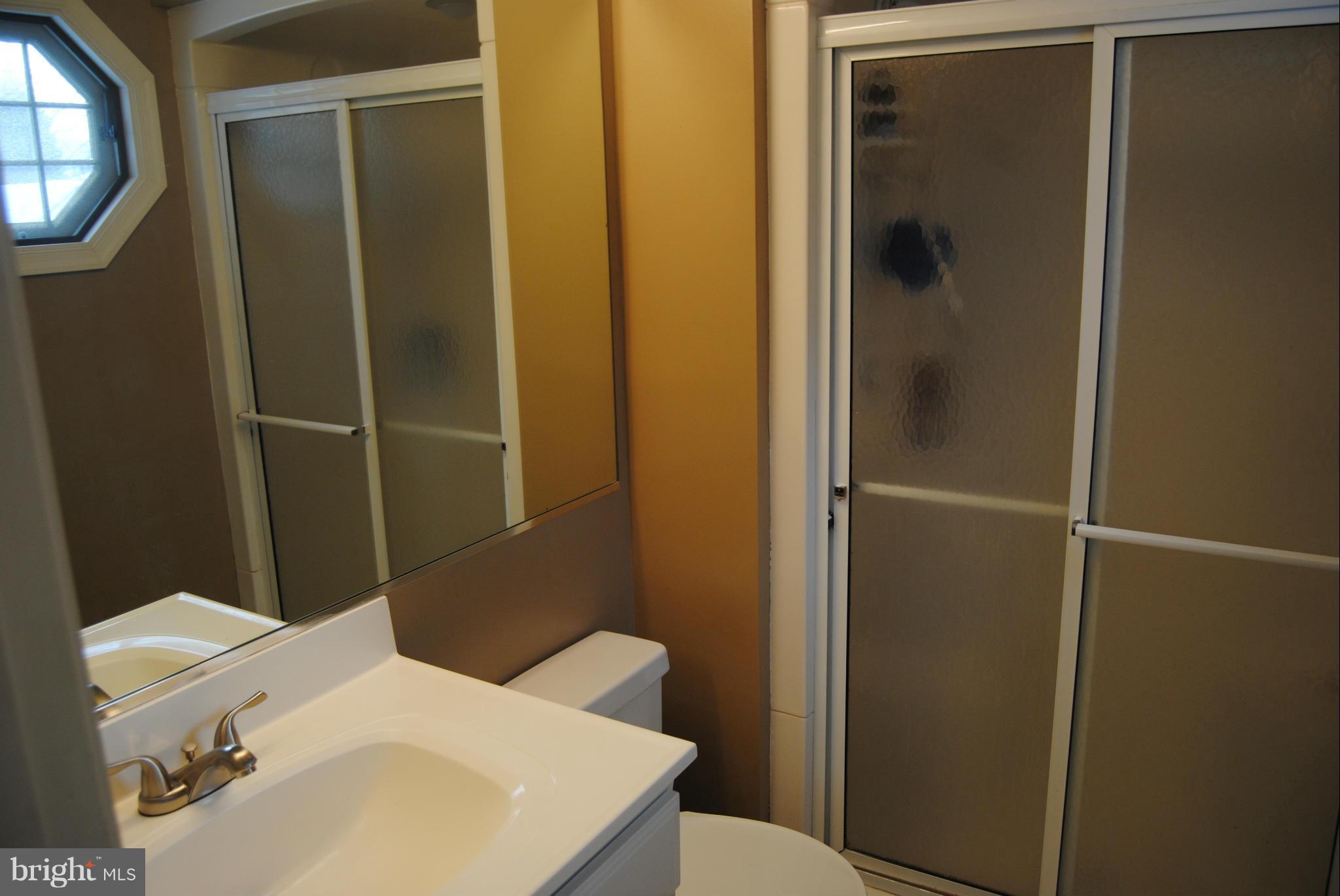 36 Boxthorn Road Abingdon, MD 21009 - Photo 22 of 22 Bath