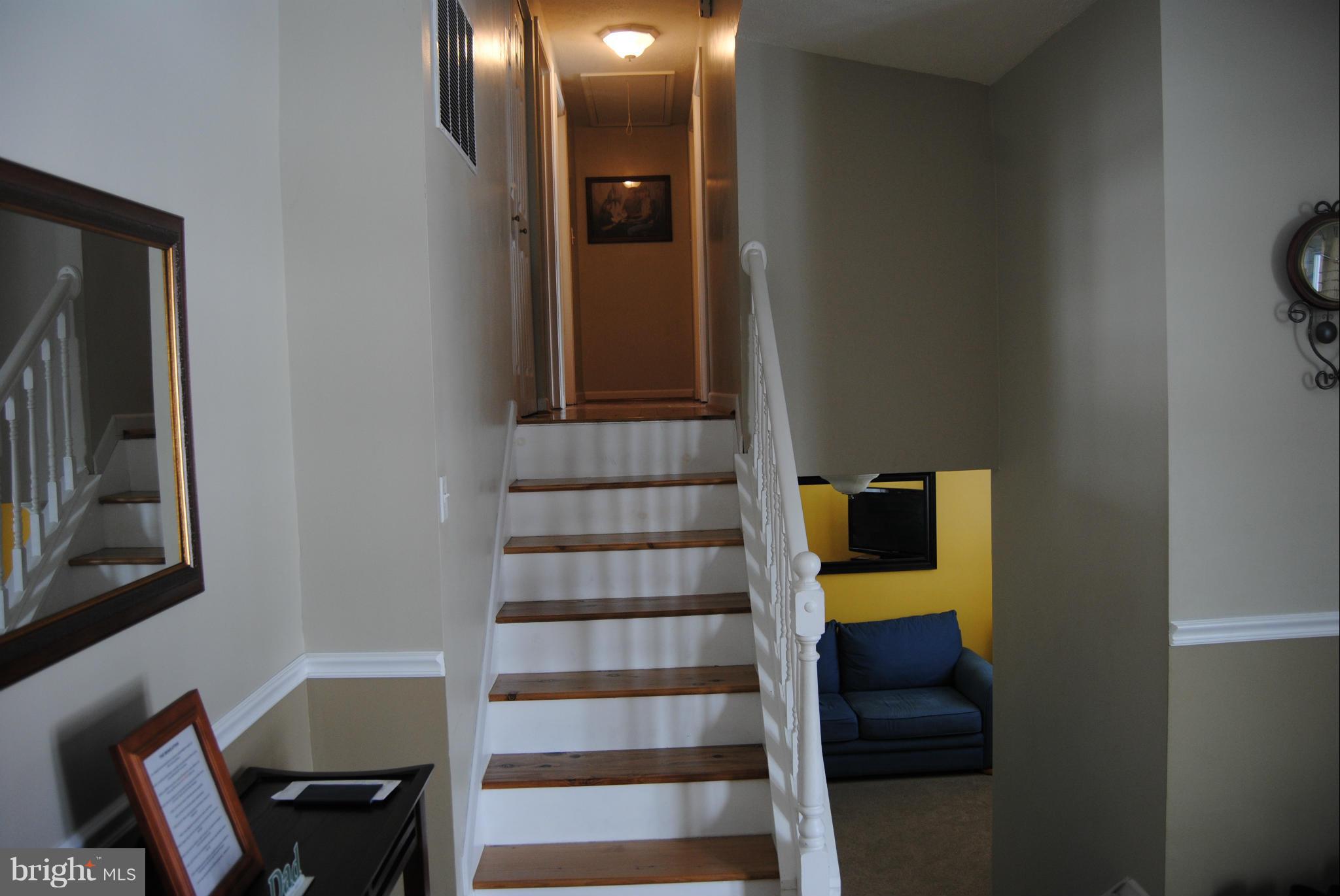 36 Boxthorn Road Abingdon, MD 21009 - Photo 4 of 22 Living Room