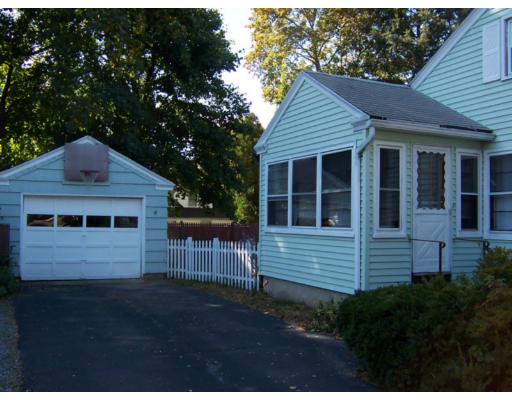 25 Dunstable Street Lawrence, MA 01843 - Photo 3 of 6 Gallery Image 3