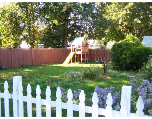 25 Dunstable Street Lawrence, MA 01843 - Photo 4 of 6 Gallery Image 4