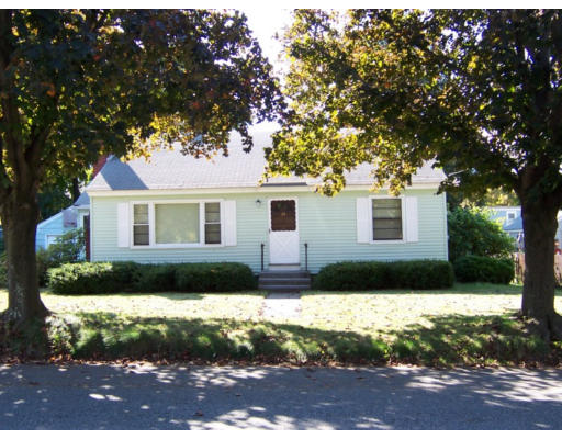 25 Dunstable Street Lawrence, MA 01843 - Photo 6 of 6 Gallery Image 6