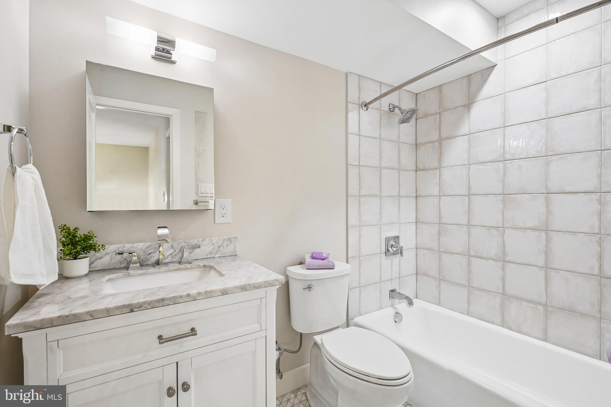 1309 Northgate Square Reston, VA 20190 - Photo 23 of 44