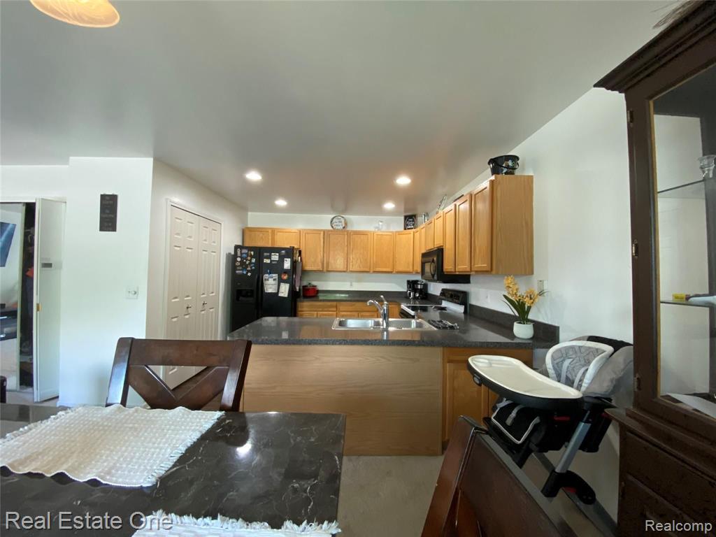 18280 West Eleven Mile Road, Unit 2 Southfield, MI 48076 - Photo 9 of 29