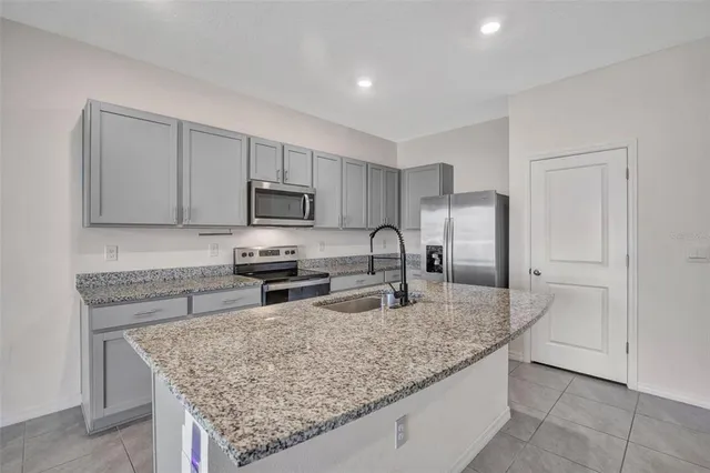 $2,000 | 32395 Turtle Grace Loop, Wesley Chapel, FL 33545