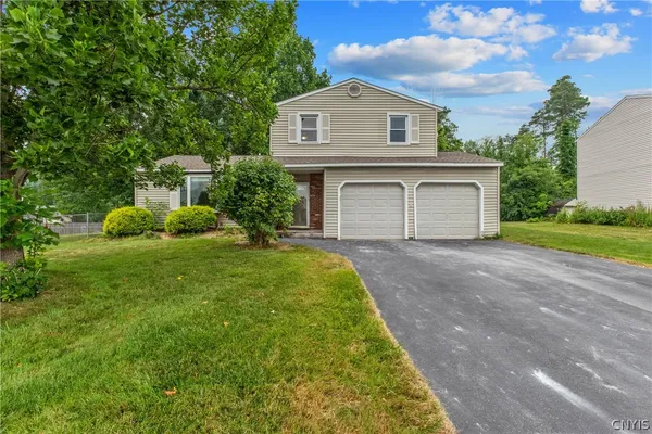 $254,900 | 5497 Fortuna Parkway, Clay, NY 13041