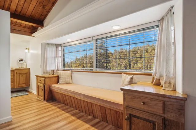 $750,000 | 745 Kings Court, Lake Arrowhead, CA 92352