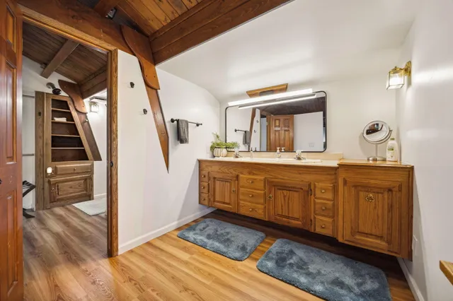 $750,000 | 745 Kings Court, Lake Arrowhead, CA 92352