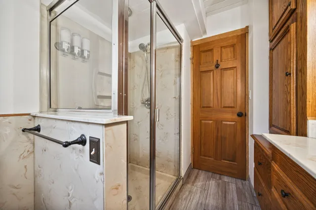 $750,000 | 745 Kings Court, Lake Arrowhead, CA 92352