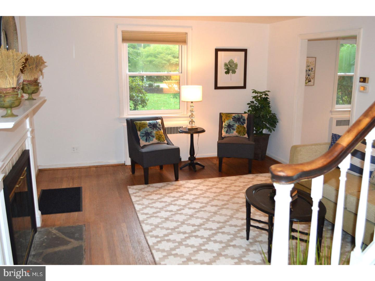 39 Green Valley Road Wallingford, PA 19086 - Photo 4 of 24 Living Room