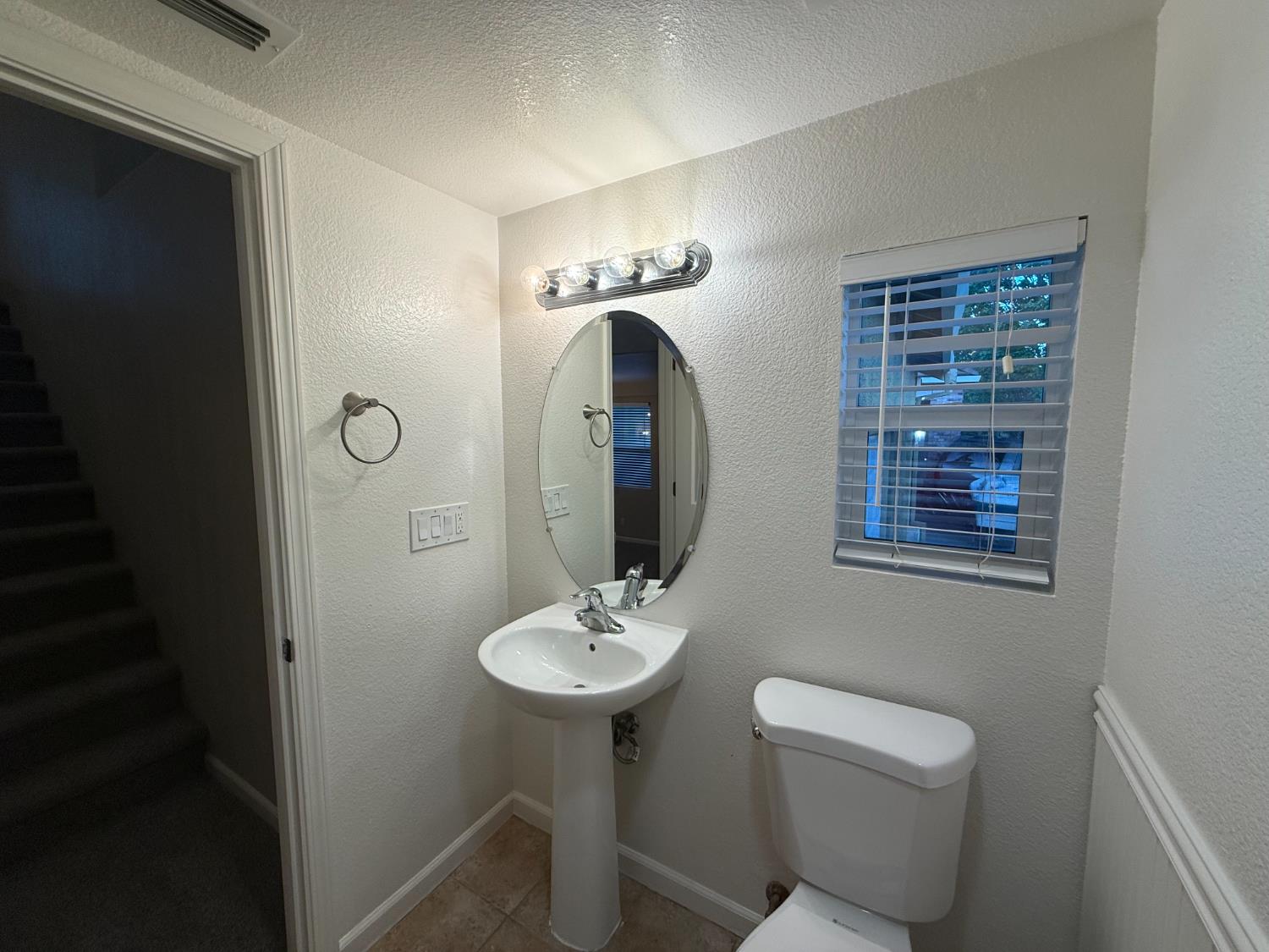 301 Unity Circle Sacramento, CA 95833 - Photo 27 of 33