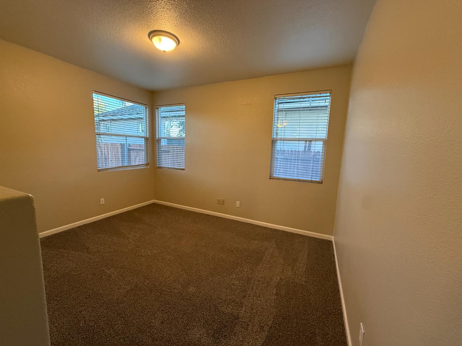 301 Unity Circle Sacramento, CA 95833 - Photo 29 of 33