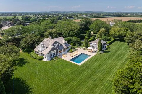 $8,495,000 | 1 Mecox Field Lane, Bridgehampton, NY 11932