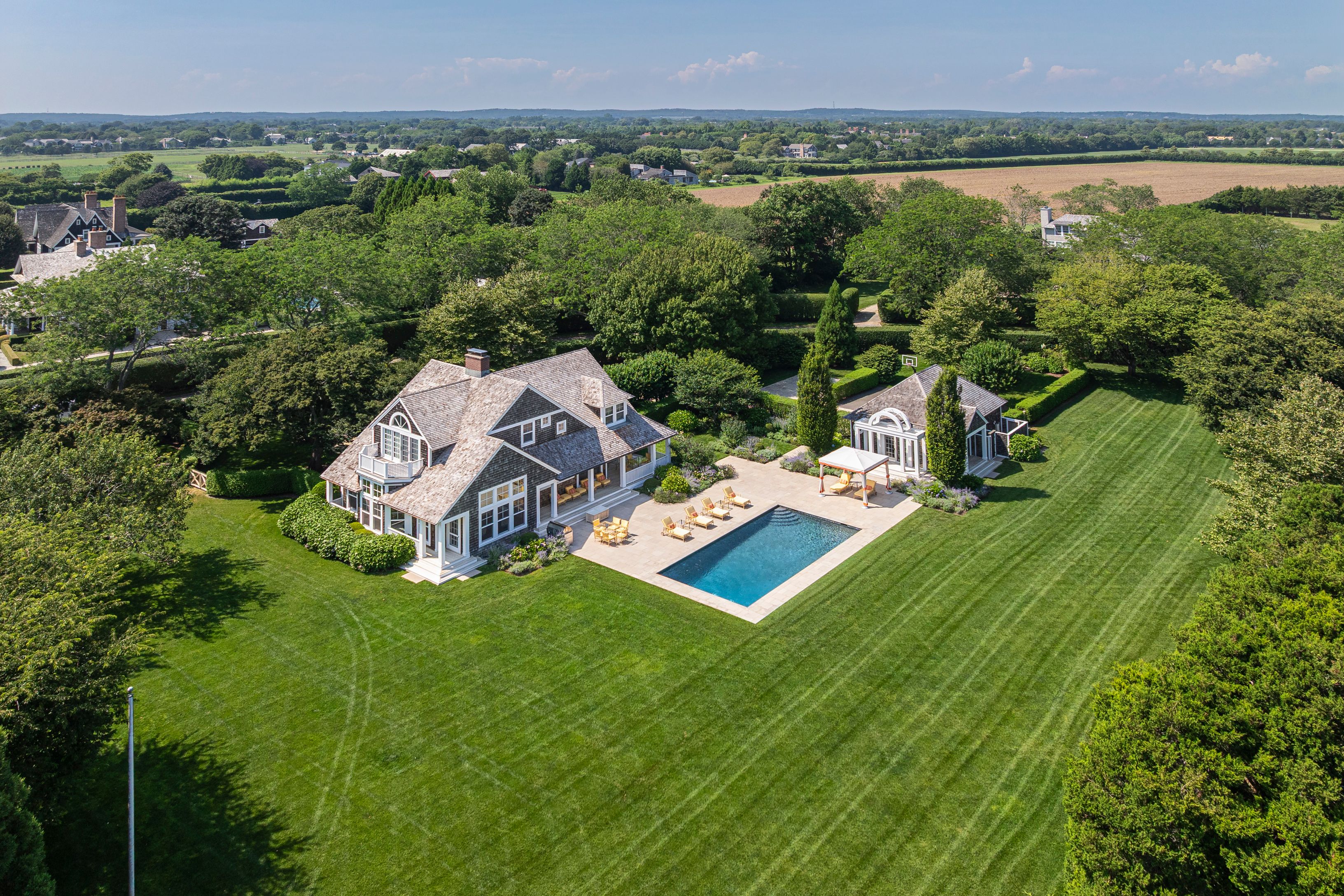 1 Mecox Field Lane Bridgehampton, NY 11932 - Photo 1 of 27 Aerial View