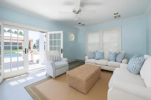 $8,495,000 | 1 Mecox Field Lane, Bridgehampton, NY 11932