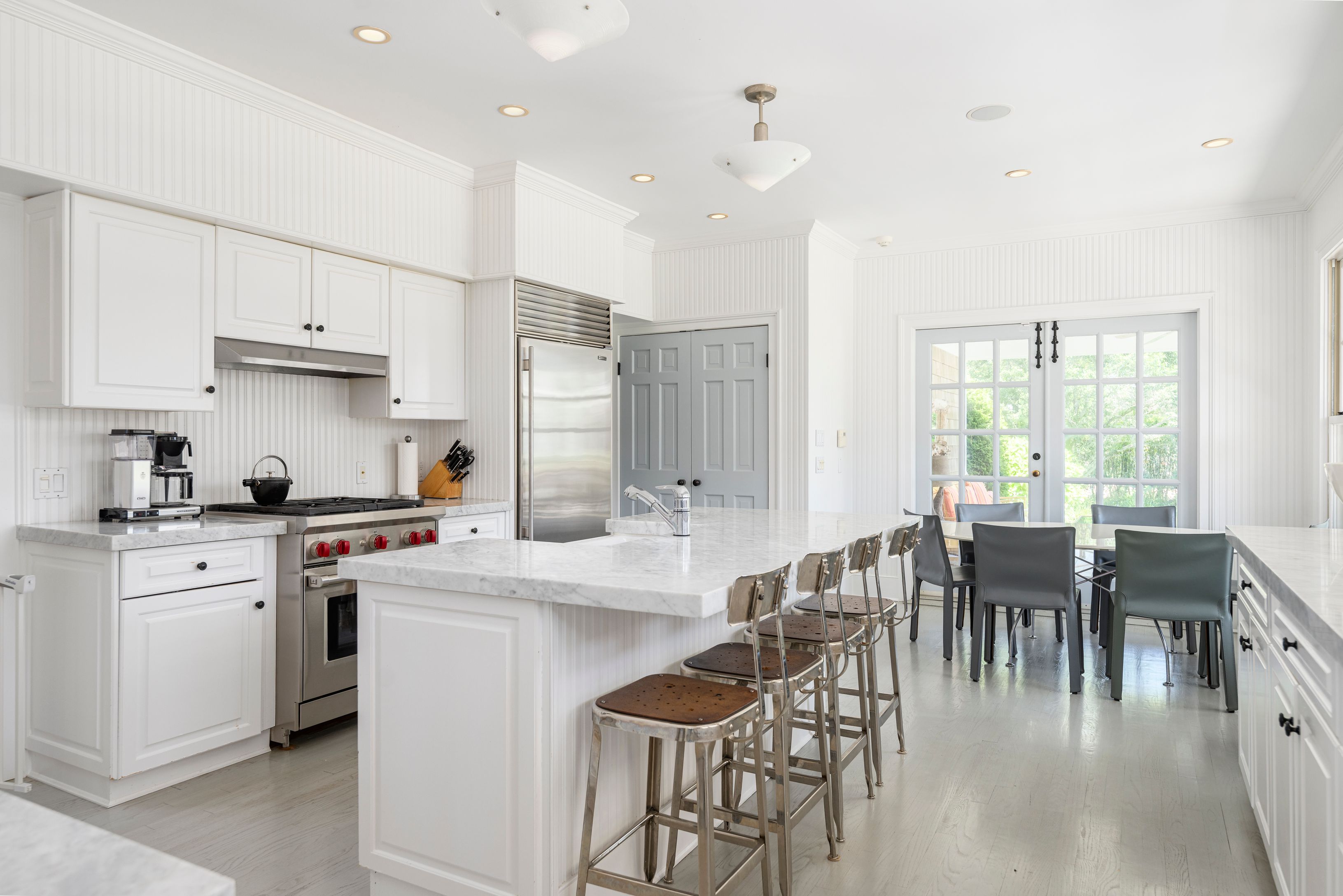1 Mecox Field Lane Bridgehampton, NY 11932 - Photo 7 of 27 Eat-in Kitchen