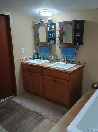 $229,900 | 46 Private Road 160-190, Alton, MO 65606