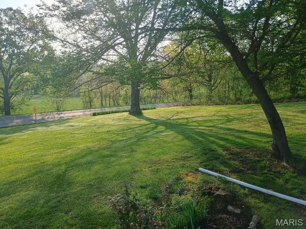 $229,900 | 46 Private Road 160-190, Alton, MO 65606