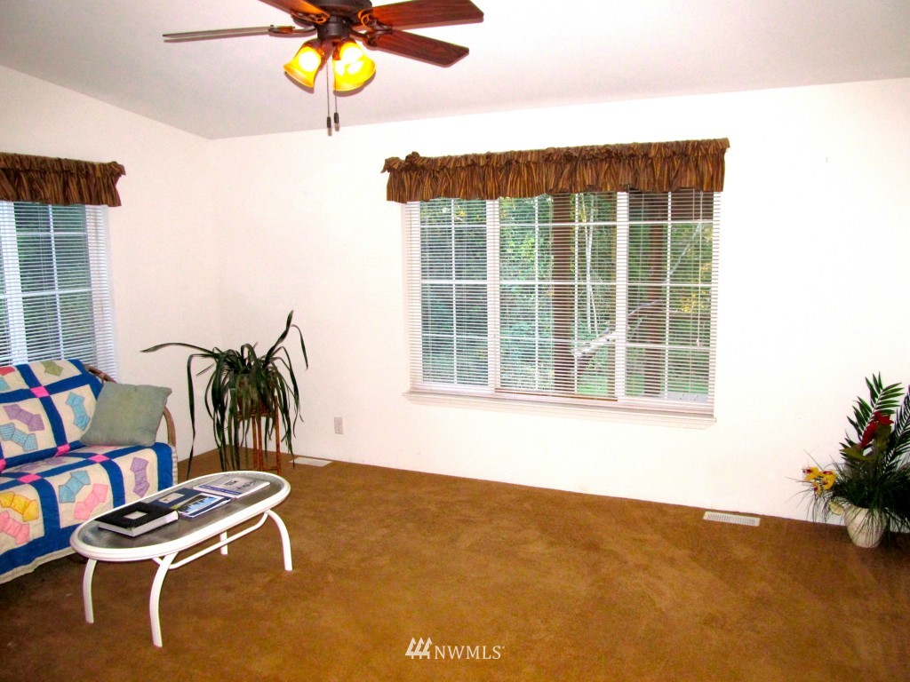 20820 Flumerfelt Road Southeast Centralia, WA 98531 - Photo 8 of 25 Gallery Image 8