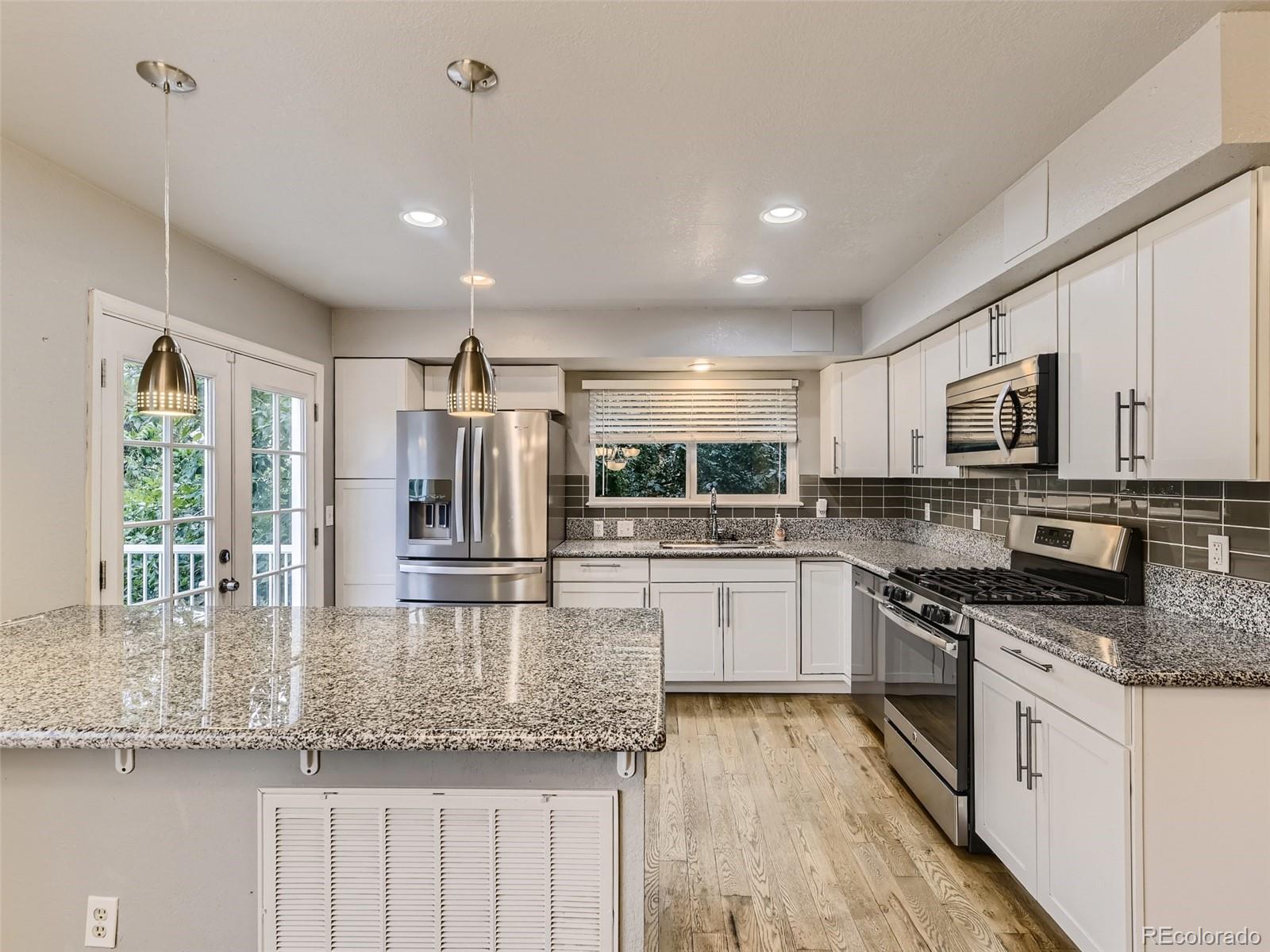 463 Southpark Road Highlands Ranch, CO 80126 - Photo 11 of 35 Gallery Image 11