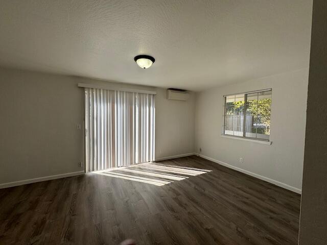 210 West Main Street Rogue River, OR 97537 - Photo 6 of 38
