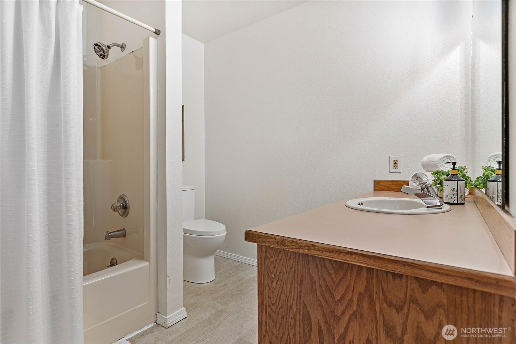 4558 Curtis Road Bellingham, WA 98226 - Photo 21 of 40 Gallery Image 21