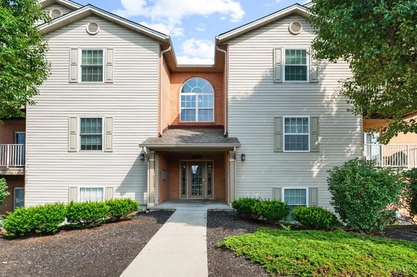 $200,000 | 7900 Jessies Way, Unit 302, Hamilton, OH 45011