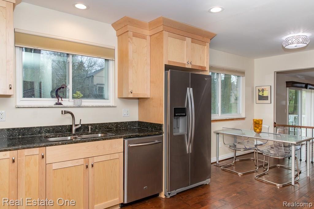 1722 Crooks Road Rochester Hills, MI 48309 - Photo 11 of 53