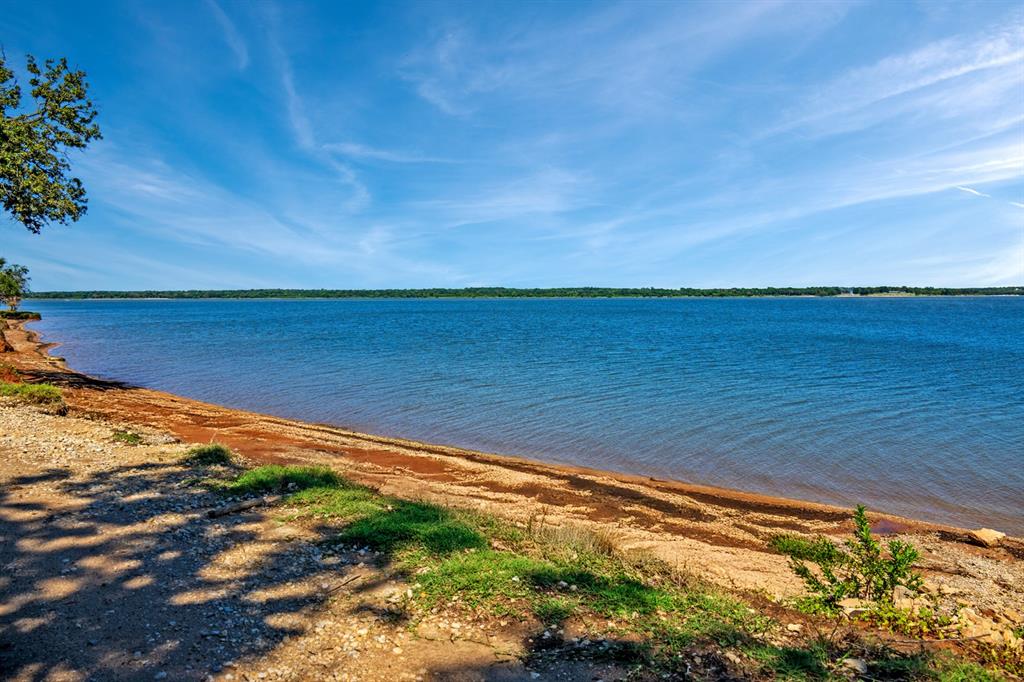 241 Robin Hood Road Gordonville, TX 76245 - Photo 37 of 40 a view of an ocean beach