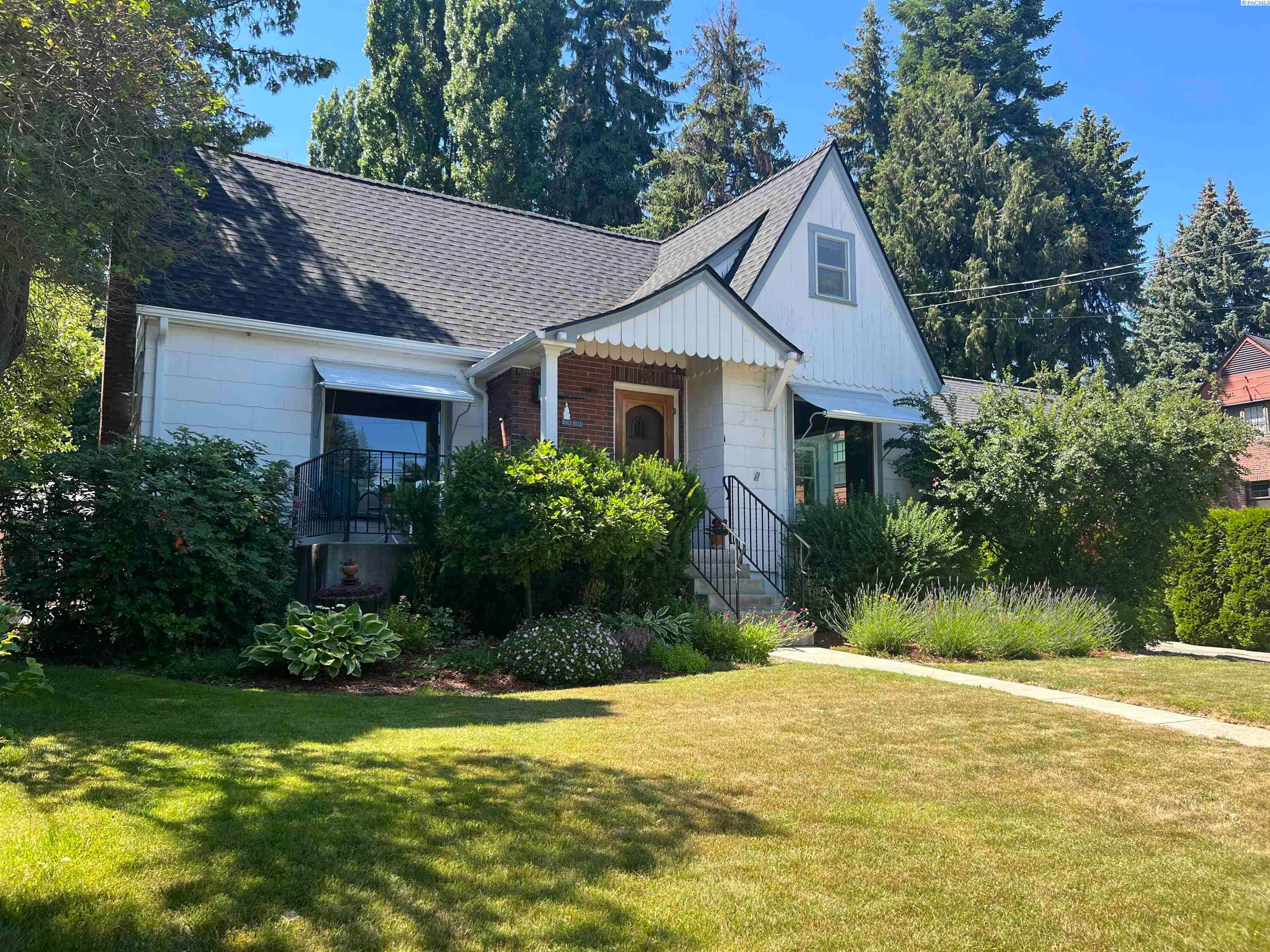 625 Southeast Spring Street Pullman, WA 99163 - Photo 1 of 50 Gallery Image 1