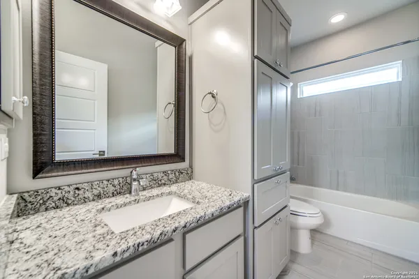 $2,350 | 445 Natalen Avenue, San Antonio, TX 78209