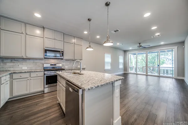 $2,350 | 445 Natalen Avenue, San Antonio, TX 78209
