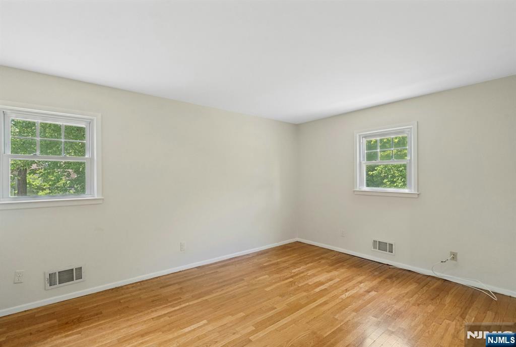 615 Maze Road River Vale, NJ 07675 - Photo 11 of 29
