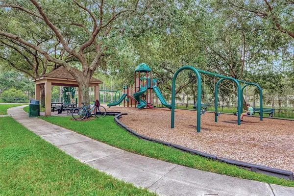 $3,000 | 18821 Maisons Drive, Lutz, FL 33558