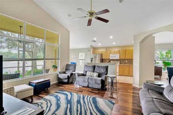 $3,000 | 18821 Maisons Drive, Lutz, FL 33558