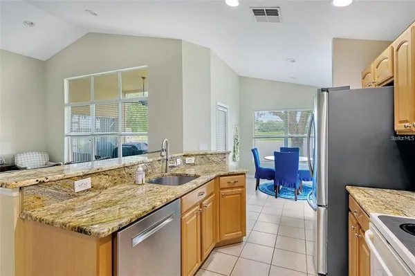 $3,000 | 18821 Maisons Drive, Lutz, FL 33558