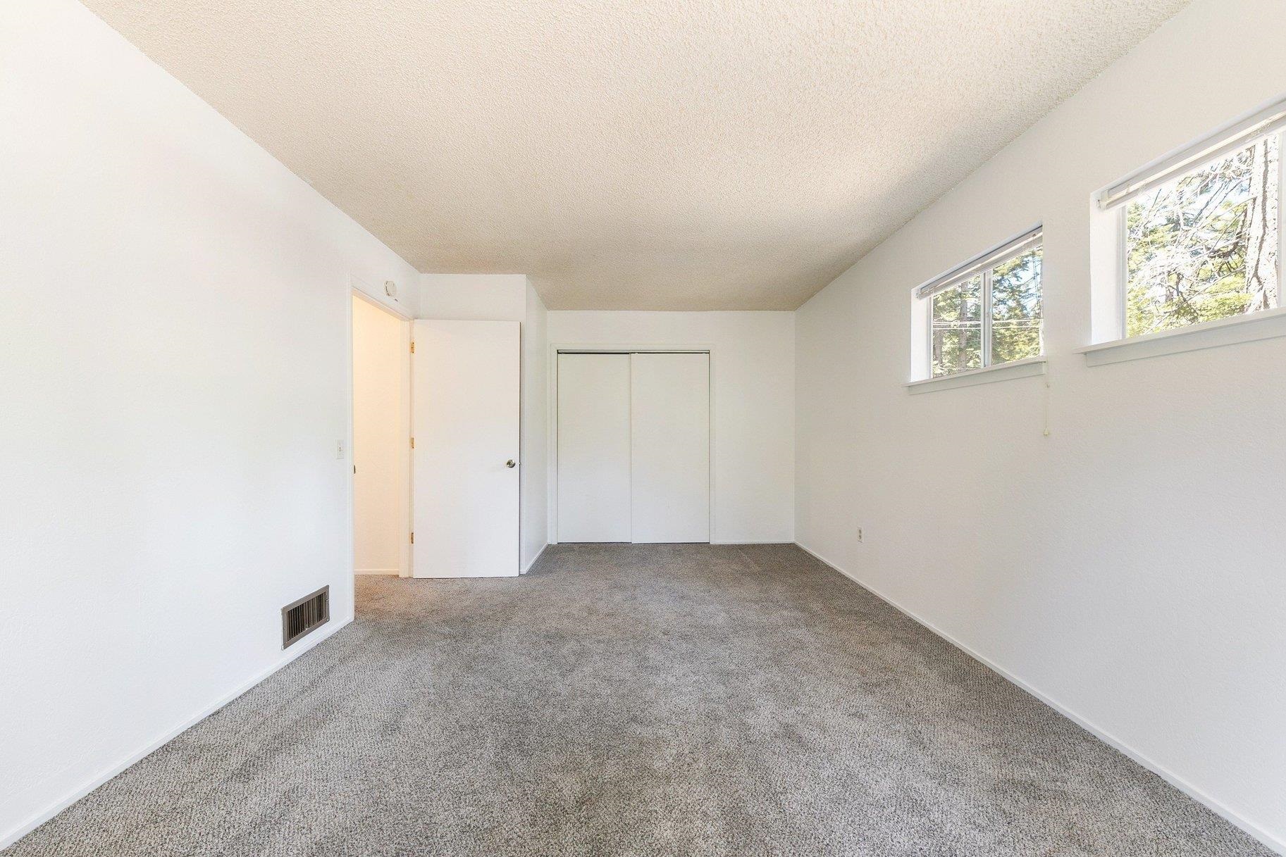 995 Holly Road Tahoe City, CA 96145 - Photo 19 of 28