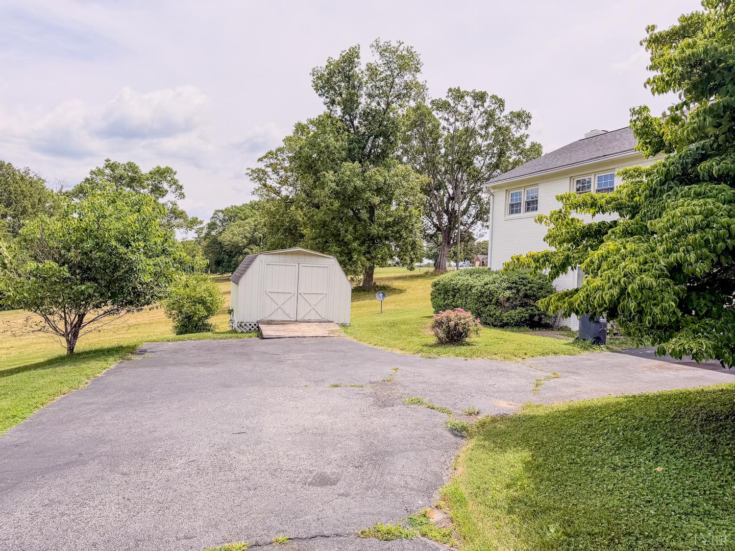 143 Christian Springs Road Amherst, VA 24521 - Photo 29 of 32