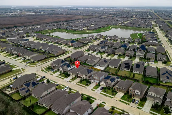 $2,300 | 4246 Pale Fox Lane, Katy, TX 77493