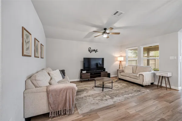 $2,300 | 4246 Pale Fox Lane, Katy, TX 77493