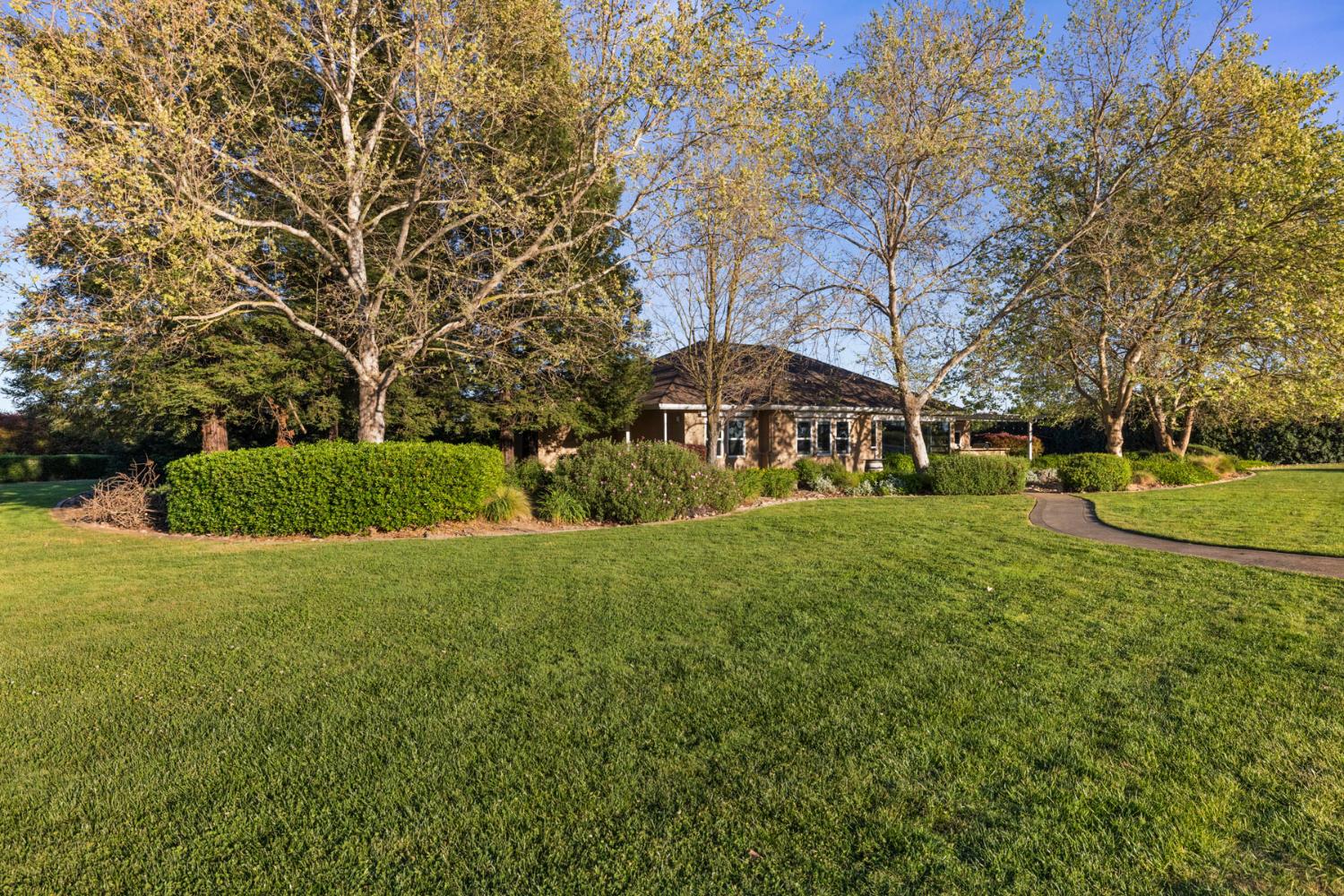 10675 Valensin Road Galt, CA 95632 - Photo 40 of 99