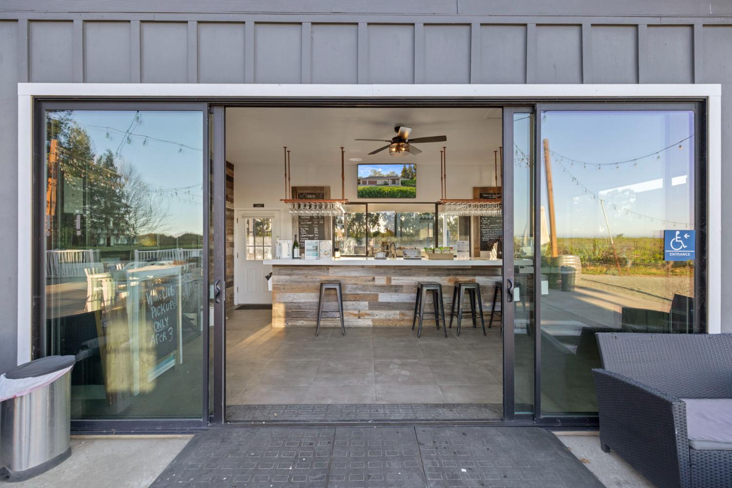 10675 Valensin Road Galt, CA 95632 - Photo 82 of 99 an outdoor view with patio