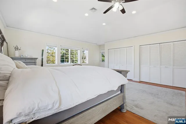 $1,850,000 | 364 West Clinton Avenue, Tenafly, NJ 07670