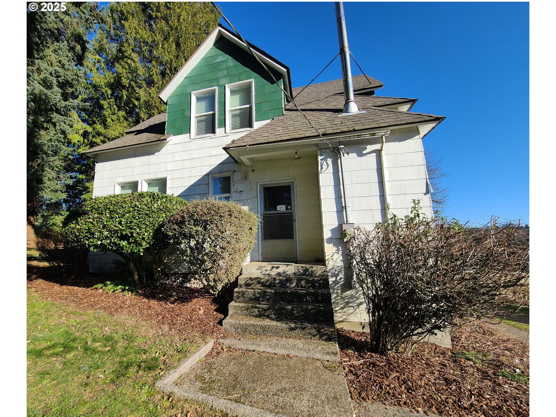 1419 Southeast Coffey Road Washougal, WA 98671 - Photo 3 of 47 Gallery Image 3