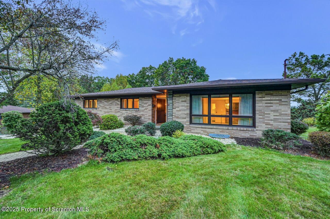 446 Kennedy Drive Archbald, PA 18403 - Photo 2 of 78 446 Kennedy Dr 01 Large
