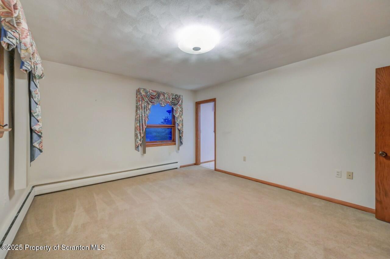 446 Kennedy Drive Archbald, PA 18403 - Photo 38 of 78 446 Kennedy Dr 36 Large