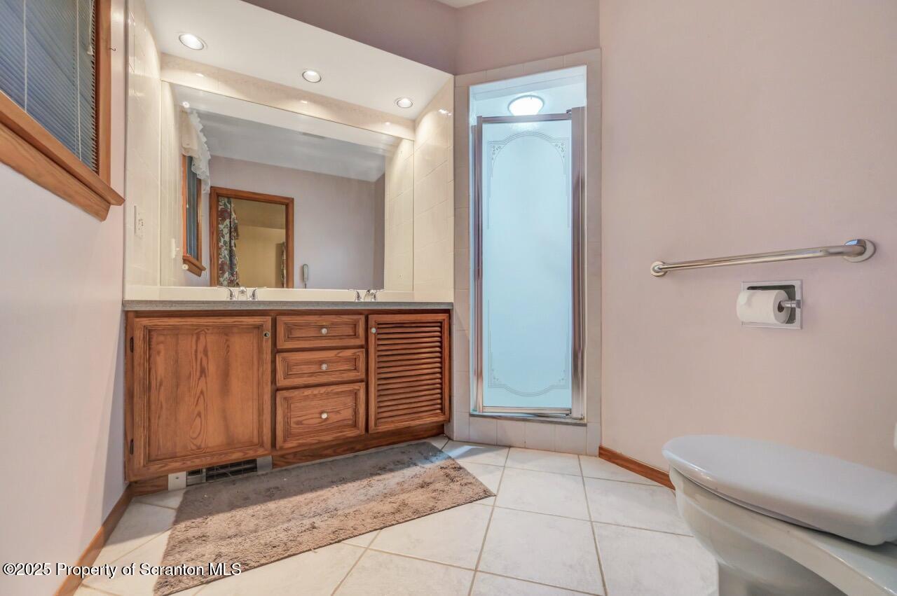 446 Kennedy Drive Archbald, PA 18403 - Photo 40 of 78 446 Kennedy Dr 38 Large